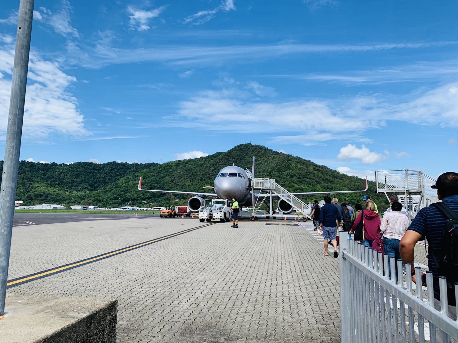 セブ マクタン・セブ国際空港 ターミナル2 マブハイラウンジのアクセス情報 6 %E3%82%BB%E3%83%95%E3%82%99%E5%B3%B6 %E7%A9%BA%E6%B8%AF